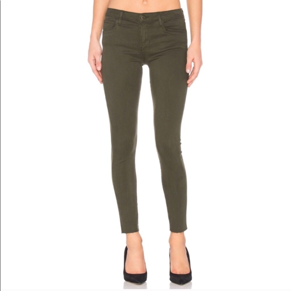 BCBGMaxAzria Distressed Cropped Ankle Jeans 26